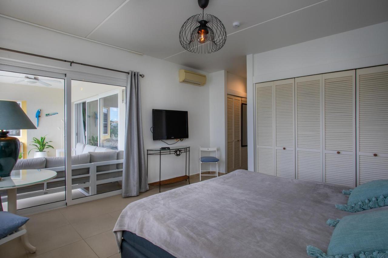 Blue Bay Beach Apartments Eksteriør bilde