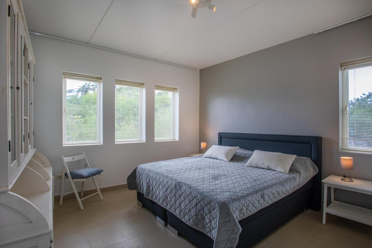 Blue Bay Beach Apartments Eksteriør bilde