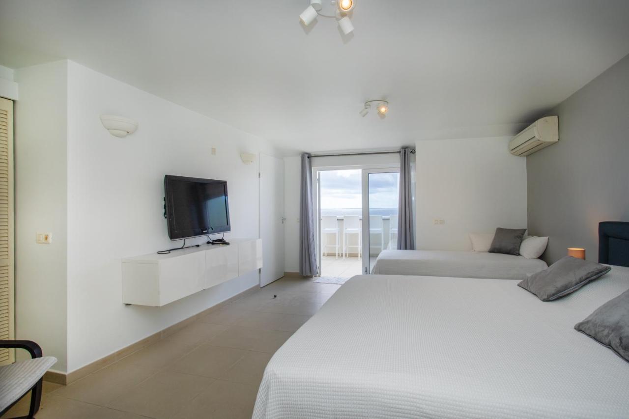 Blue Bay Beach Apartments Eksteriør bilde