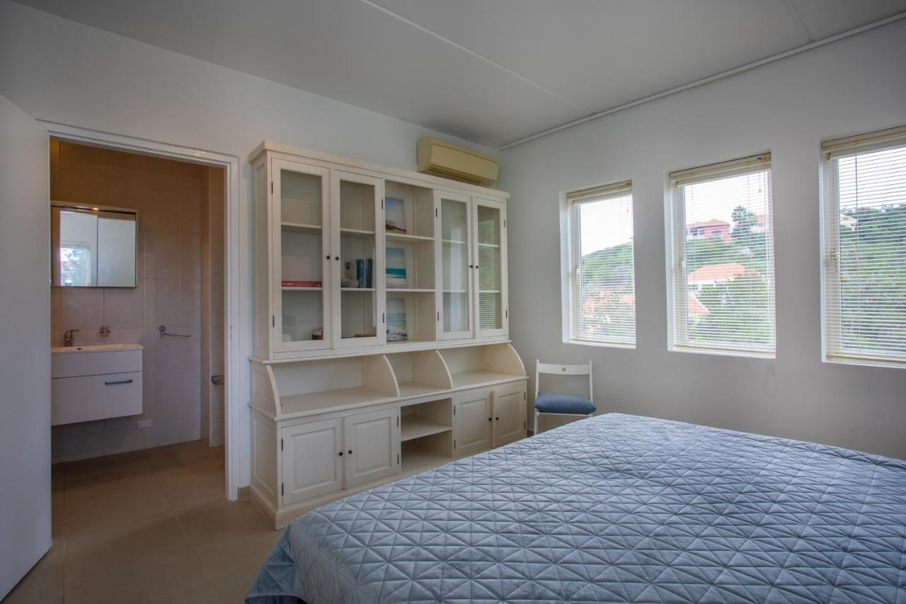 Blue Bay Beach Apartments Eksteriør bilde
